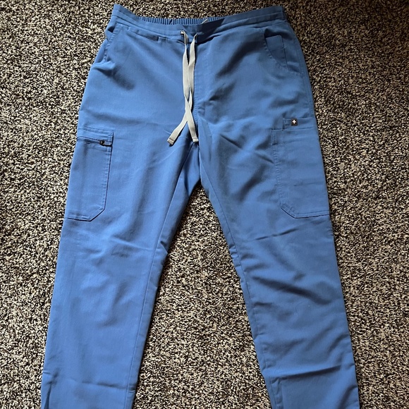 Figs scrub set in Ceil Blue - size small - Picture 4 of 5